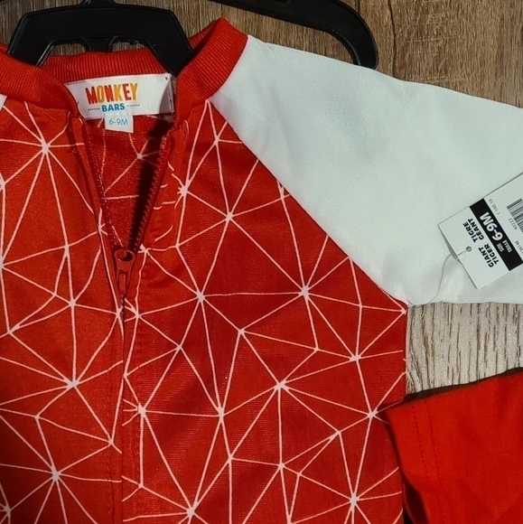 BNWT 3pc It's All Good Baby track set - size 6-9 months - Picture 2 of 2